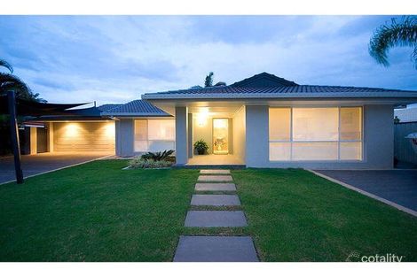 Property photo of 16 Tradewinds Avenue Paradise Point QLD 4216