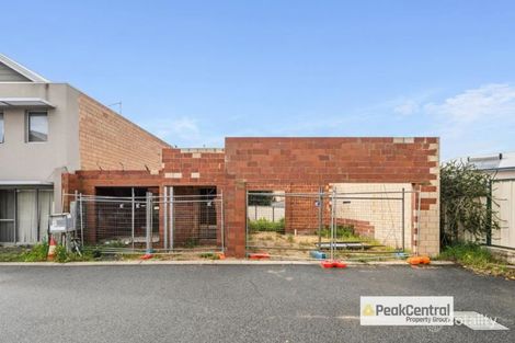 Property photo of 2 Pearson Drive Success WA 6164