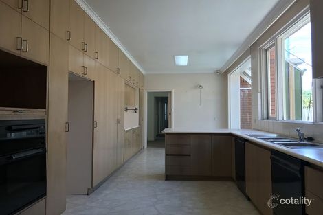 Property photo of 21 Kooyong Road Caulfield North VIC 3161