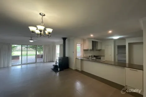 Property photo of 3 Edith Court Toolamba VIC 3614