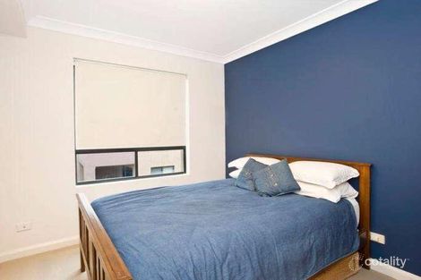 Property photo of 24/3-11 Hawkesbury Avenue Dee Why NSW 2099
