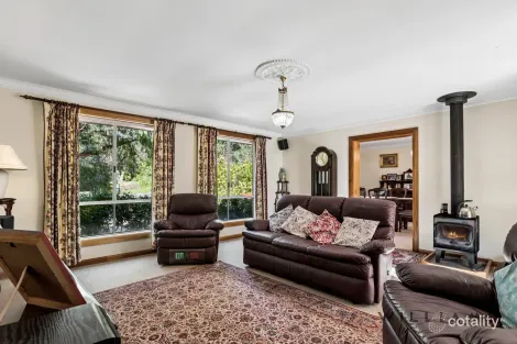 Property photo of 9 Anya Crescent Summertown SA 5141