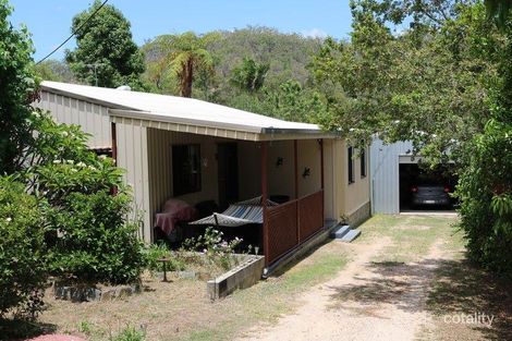 Property photo of 18 The Broadway Avoca QLD 4670