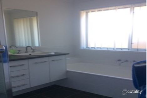 Property photo of 15 Portabello Crescent Thornton NSW 2322