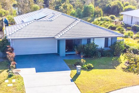 Property photo of 81 Lakeside Crescent Ningi QLD 4511