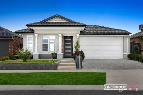 18 Margot Cct, Kalkallo, VIC 3064