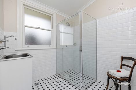 Property photo of 6 Jackson Street Wagga Wagga NSW 2650
