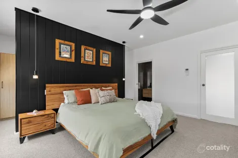 Property photo of 22 Inverness Way Wallaroo SA 5556