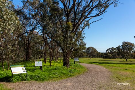 7 Jordan Ave, Happy Valley, SA 5159