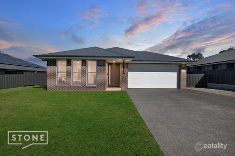 27 Madeline St, Heddon Greta, NSW 2321