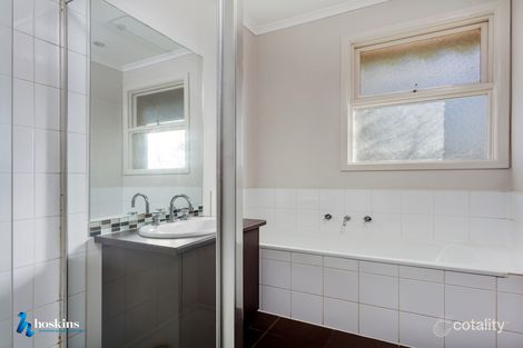 Property photo of 21 Kincumber Drive Croydon VIC 3136