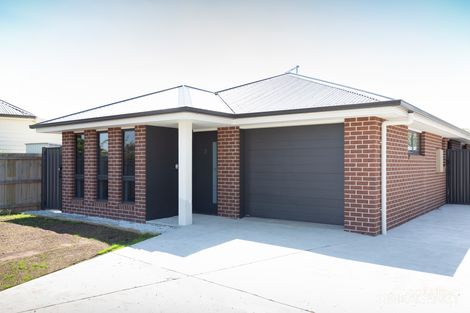 2/15 Laycock St, Longford, TAS 7301