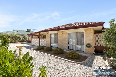 Property photo of 13 Rothesay Court Cooloongup WA 6168