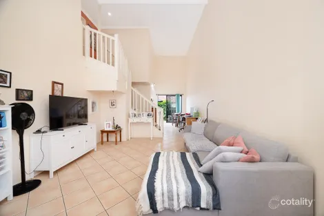 Property photo of 2/51 Wallace Street Chermside QLD 4032