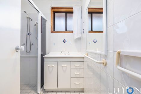 Property photo of 127 Eggleston Crescent Chifley ACT 2606