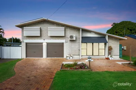 26 Caringa St, Urangan, QLD 4655