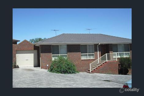 Property photo of 2/39 Papworth Place Meadow Heights VIC 3048