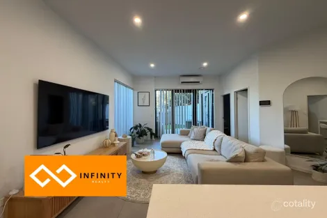2/826 Hume Hwy, Bass Hill, NSW 2197