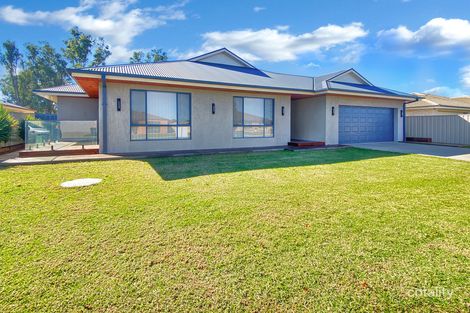 24 Golf Club Dr, Leeton, NSW 2705