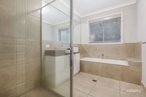Property photo of 17 James Place East Albury NSW 2640