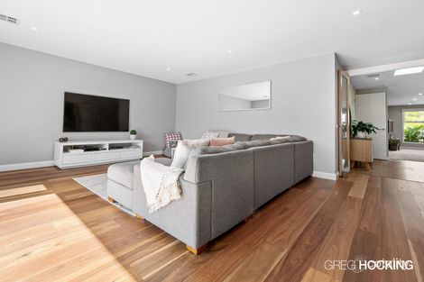 Property photo of 17 Gainsborough Road Mentone VIC 3194