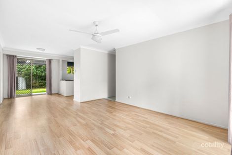 Property photo of 2210 Wynnum Road Wynnum QLD 4178