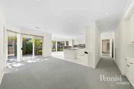 Property photo of 19 Hedderwick Street Essendon VIC 3040