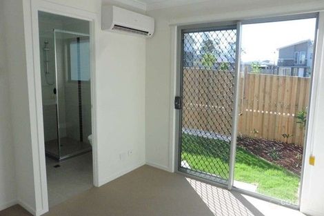 Property photo of 10 Savanna Gardens Pimpama QLD 4209