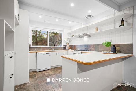 Property photo of 4 Loomai Close Greensborough VIC 3088