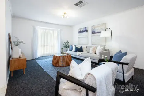 Property photo of 8 Wren Court Mount Barker SA 5251