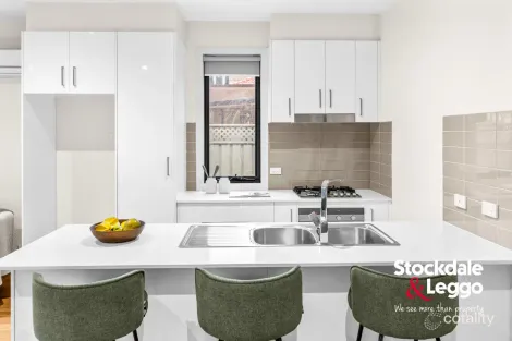 Property photo of 4/29 Elgin Road Greenvale VIC 3059