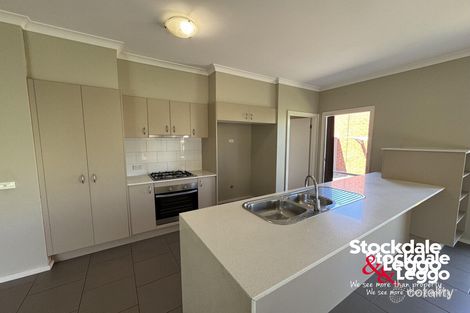 Property photo of 26 Dempster Drive Craigieburn VIC 3064