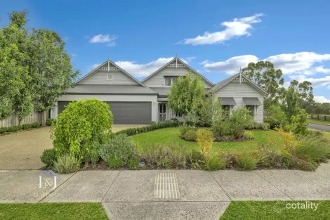 47 Winneke Way, Pakenham, VIC 3810
