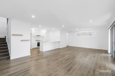 Property photo of 5/7 Cascade Circuit Albion Park NSW 2527