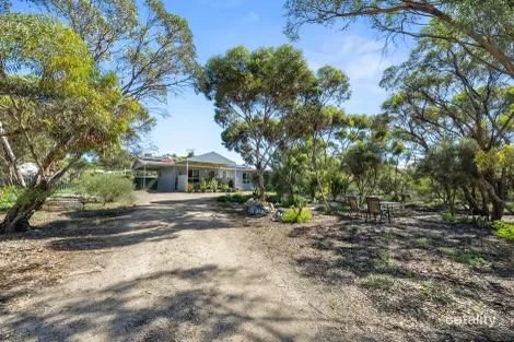 46 Murray St, Caloote, SA 5254