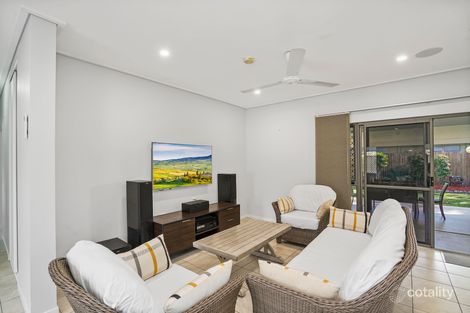 Property photo of 5 Jacaranda Street Holloways Beach QLD 4878