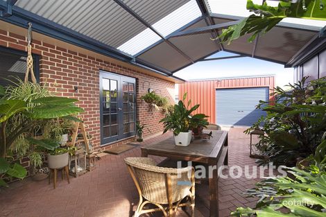 Property photo of 3 Rudis Way Broadwater WA 6280