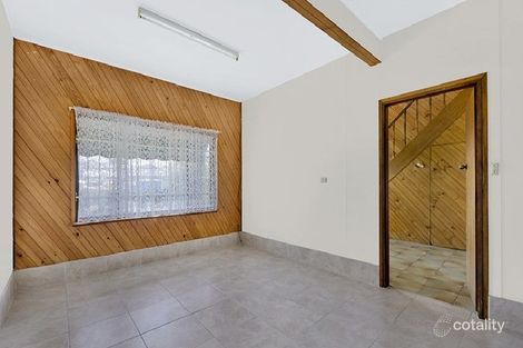 Property photo of 2 Armstrong Avenue Killarney Vale NSW 2261