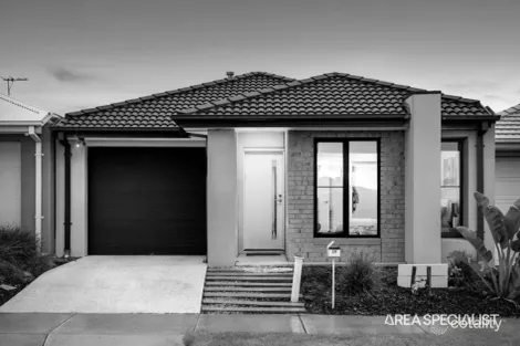 39 Inglewood Dr, Werribee, VIC 3030