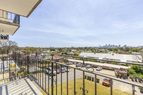 11/17 King George St, Victoria Park, WA 6100