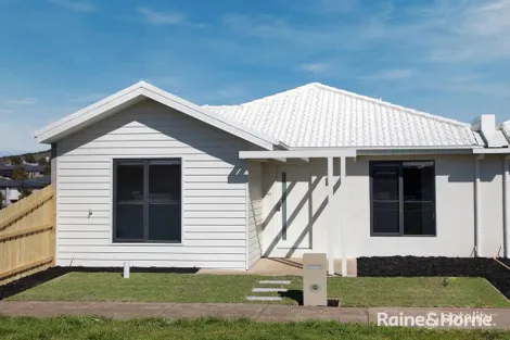 762 Elizabeth Dr, Sunbury, VIC 3429