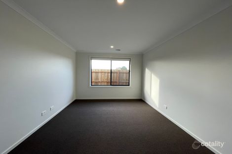 Property photo of 27 Headland Way Inverloch VIC 3996