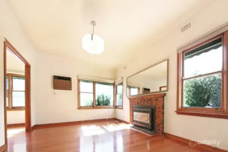 Property photo of 101 Spring Road Hampton East VIC 3188