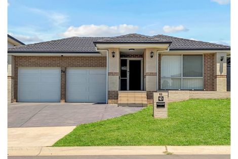 29 Oakhill Cres, Colebee, NSW 2761