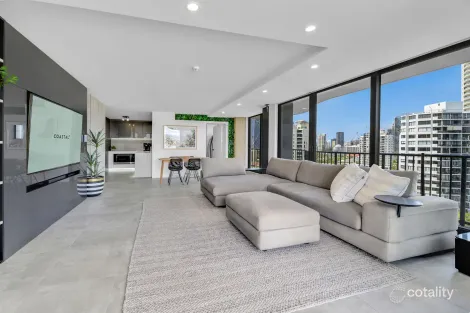 63/2940 Gold Coast Hwy, Surfers Paradise, QLD 4217