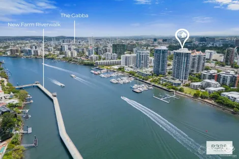 Property photo of 8 Goodwin Street Kangaroo Point QLD 4169