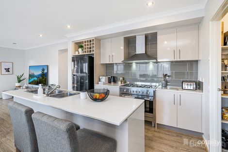 Property photo of 5 Showman Drive Diggers Rest VIC 3427