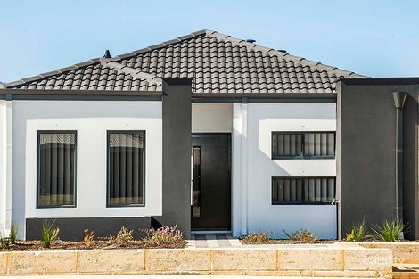 13 Hollyford Pde, Butler, WA 6036