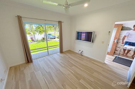 Property photo of 28 Midship Street Trinity Beach QLD 4879