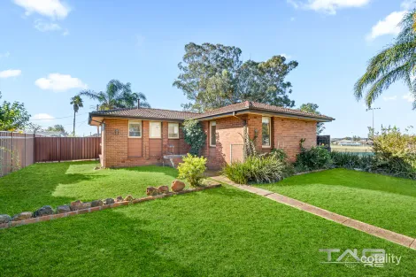 12 Basildon Pl, Hebersham, NSW 2770